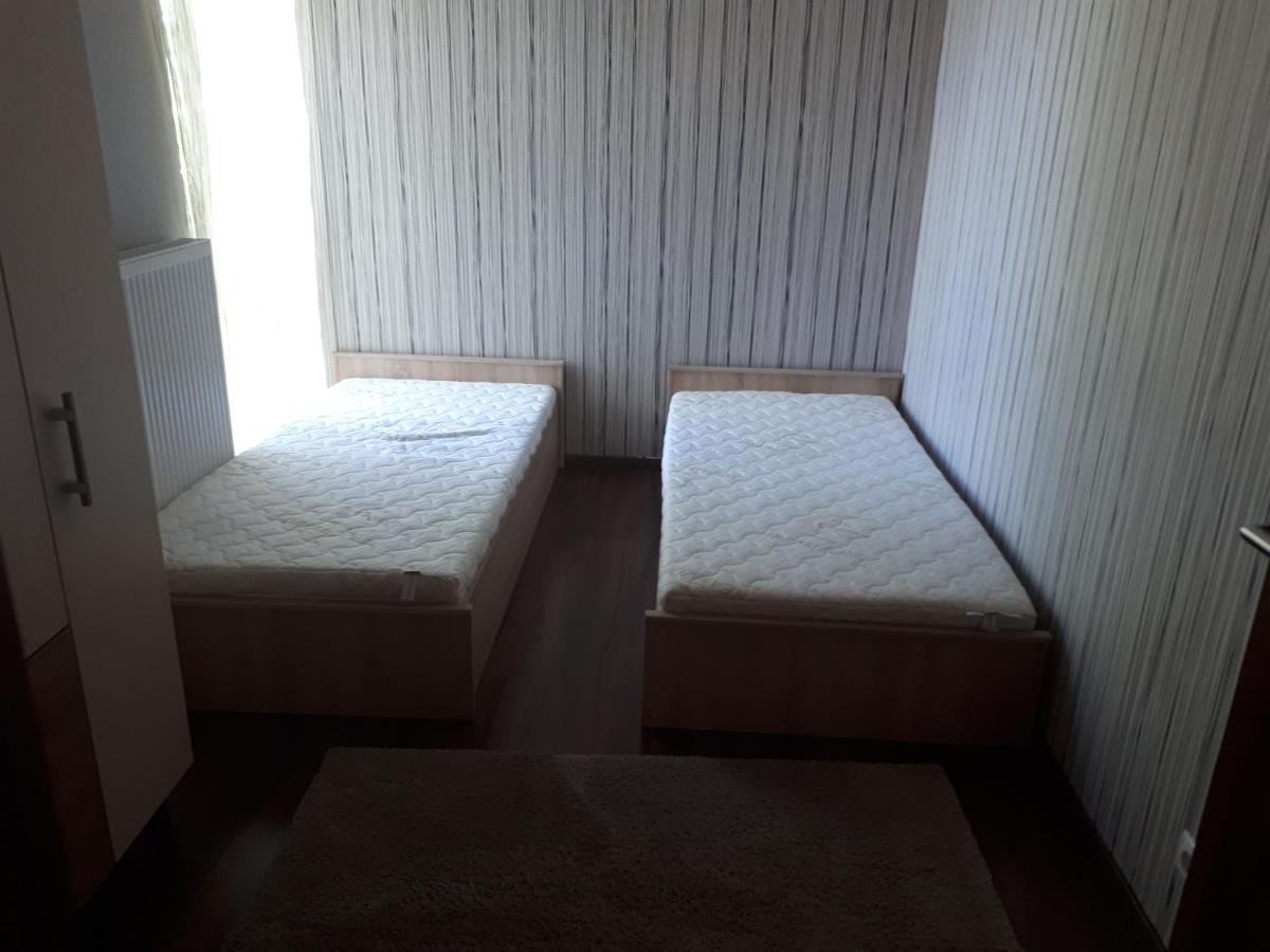 Goldenbeach Deluxe Apartment Шиофок Экстерьер фото