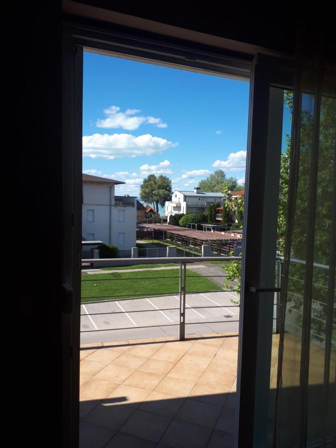 Goldenbeach Deluxe Apartment Шиофок Экстерьер фото